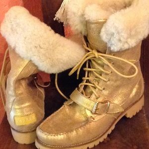 Sheepskin lined gold metallic boots